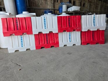 Baklar və çənlər: Bak, Plastik, Yeni — 9