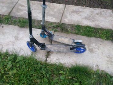 Trotineti, skejtbordovi i hoverbordovi: Korisceni ID Oglasa: # Prijavi Informacije Slanje Brzom postom ide na — 11
