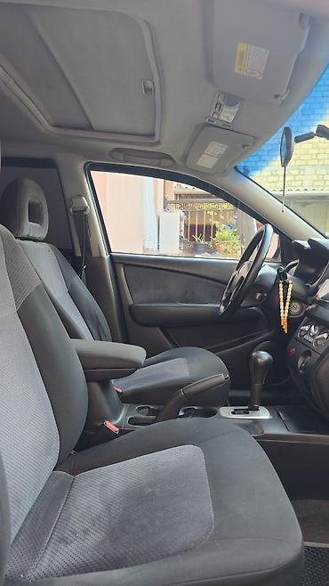 mitsubishi chariot: Mitsubishi markalı sedan/hbek (salon şəkilləri) – avtomatik — 1