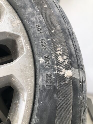 cadir masin: İşlənmiş Disk təkər Ford 235 / 50 / R 17, 5 Boltlu