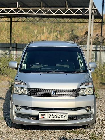 хонда вокси: Toyota Voxy: 2006 г., 2 л, Бензин, Минивэн — 3