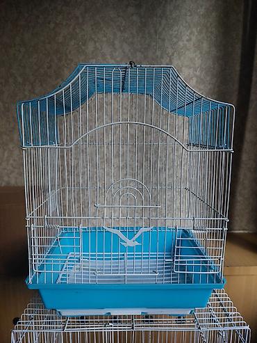 Quş qəfəsi – orta ölçülü, dekorativ damlı model - Material: möhkəm