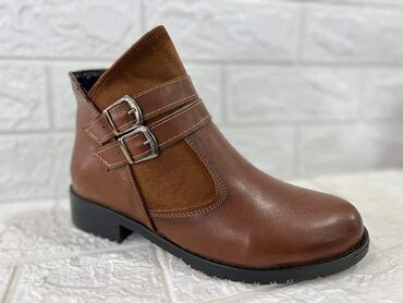 Čizme: 36 do 41
2850

din.
Extra kvalitet — 4