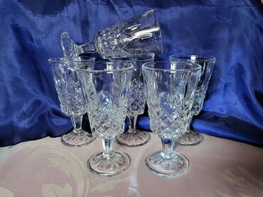 Čaše: Case nove libbey za vino,zestoko pice. 80te. Case bez ostecenja na lalafo.rs — 4 Čaše: Case nove libbey za vino,zestoko pice. 80te. Case bez ostecenja — 4