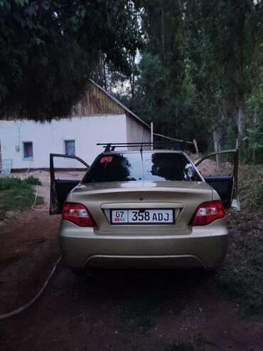 Daewoo: Daewoo Nexia: 2008 г., 1.5 л, Механика, Бензиновая, Седан — 8