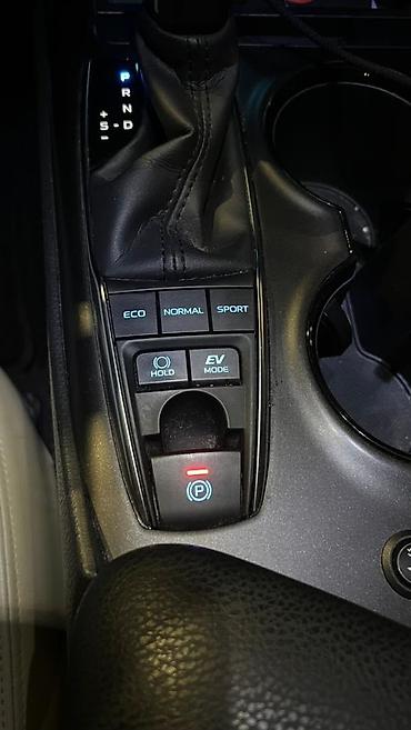 corolla 2016: Toyota Camry: 2020 г., Автомат, Гибрид, Седан — 9