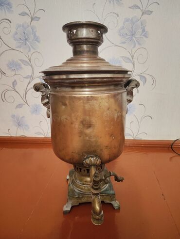 qedim qepik aliram: Qədim samovar, 1825 il, Mis, Vəziyyəti: Yaxşı