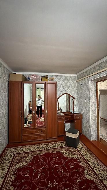 Шкаф-гардероб и с зеркалом (комплект) - Материал: ЛДСП под древесный at lalafo.kg Шкаф-гардероб и с зеркалом (комплект) - Материал: ЛДСП под древесный