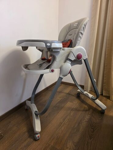 Digər mebel: Yemek stolu 60 azn tecili satilir hec bir prabemi yoxdu yaxsi