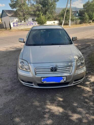 Toyota: Toyota Avensis: 2003 г., 1.8 л, Механика, Бензин, Хэтчбэк