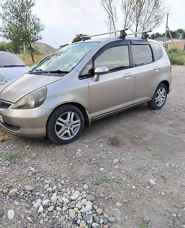 бензин сатылат: Honda Fit: 2003 г., 1.5 л, Автомат, Бензин, Хетчбек — 1