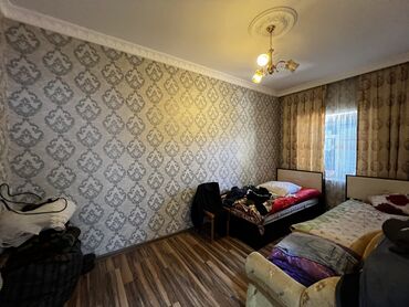 Həyət evləri və villaların satışı: Binəqədi qəs. 3 otaqlı, 90 kv. m, Yeni təmirli — 4