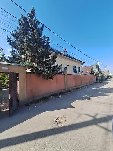holiday house: 300 м², 6 комнат и более — 7