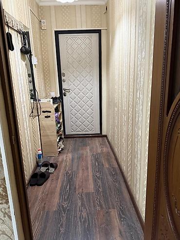 однокомнатная квартира купить: 3 комнаты, 58 м², Курманжан-Датка мкр., 103 серия, 2 этаж — 10