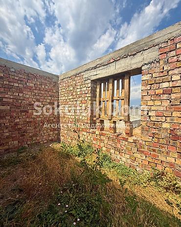 бета сторис: 🏠Продается дом в г. Шопоков 🟡 Участок: 5 соток 🟡 Дополнительно — 6