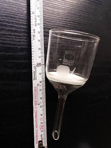 Ostali medicinski proizvodi: Laboratorijsko staklo . Račva Levak za vakum filtriranje — 21