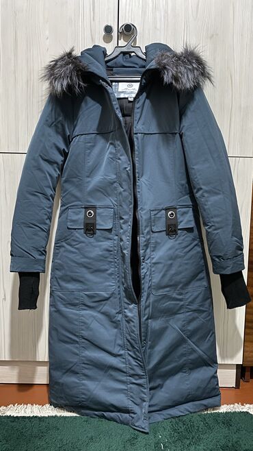 Пуховики и зимние куртки: Пуховик, Зима, Длинная модель, С капюшоном, M (EU 38)