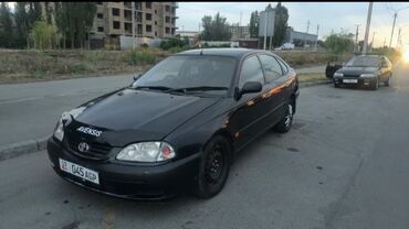 шины прицеп: Toyota Avanza: 2002 г., 1.8 л, Автомат, Бензин, Седан