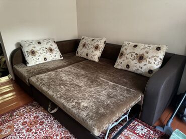 Другая мебель: Угловой диван-кровать от фирмы “Lina” сделан очень качественно и — 11