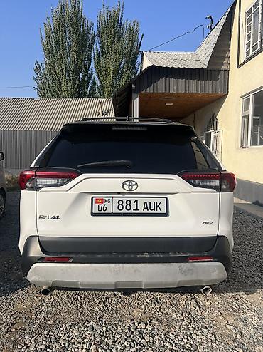 срв бампер: Toyota RAV4: 2018 г., Автомат, Бензин, Кроссовер — 2