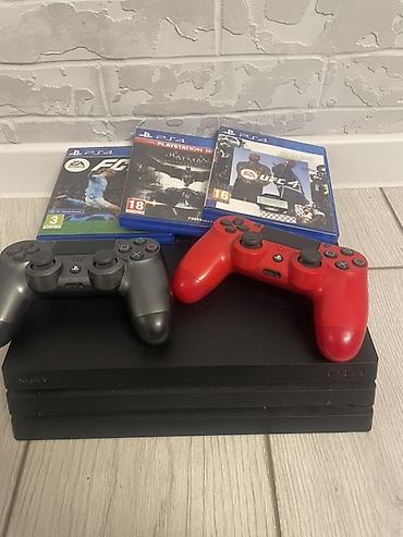 Sony PlayStation 4 Pro (CUH-7xx), комплект для готового старта