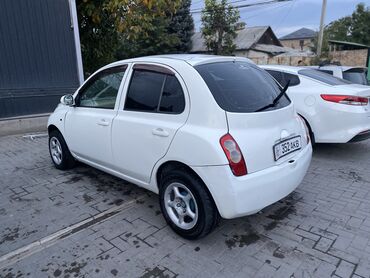 Nissan: Nissan March: 2002 г., 1.3 л, Автомат, Бензин, Хэтчбэк