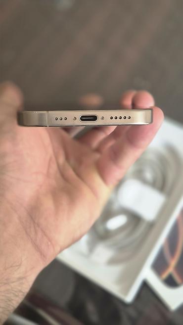 iphone 15 pro mac: IPhone 16 Pro, 256 GB, Qızılı, Face ID — 3