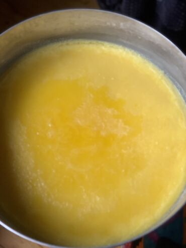 yumurta yagi: Temiz eridilmish kere yagidir kelbecerden getirilib 25azn