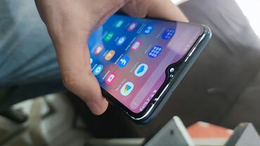 Elektronika: Samsung A10e, 2 GB, rəng - Mavi
