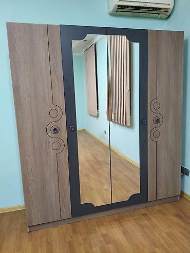 candella pro u: Geniş güzgülü qarderob dolabı - Material: ağac teksturalı — 1