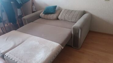 Divanlar: Di̇van-kravat, Açılan