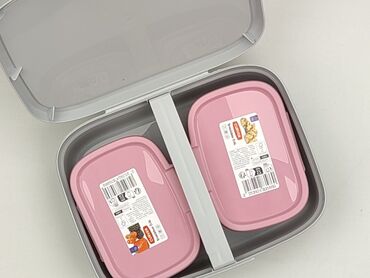 Pojemnik na lunch Curver Lunchbox 1.6L w kolorze szarym, wyposażony w