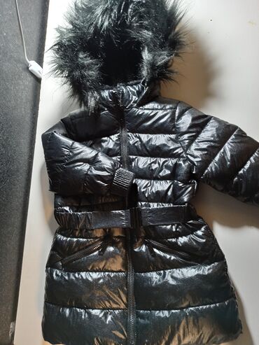 ветровка детский: Новая зимняя куртка английской фирмы, Mark and Spencer Черная с