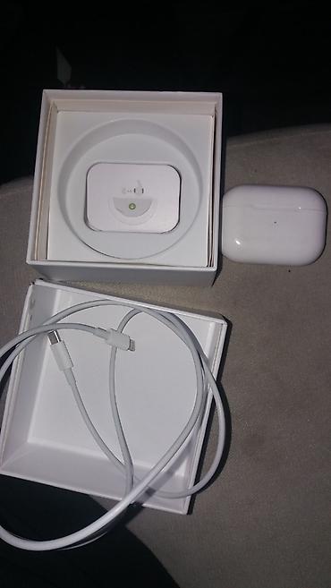 чехлы на аирподс 2: Məhsul: Apple AirPods Pro (2-ci nəsil) – simsiz şarjlı qutu ilə Model — 1