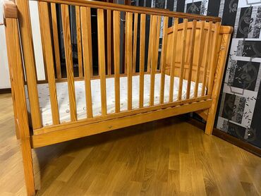 Paltaryuyan maşınlar: Zeyn1Beşik satılır. Qiymət 100 azn. Mothercare firması, yaxşı