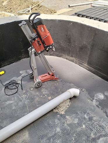 hilti: Hilti nüvə dəliyi dəzgahı – beton, daş və kərpicdə dəqiq və sürətli — 1