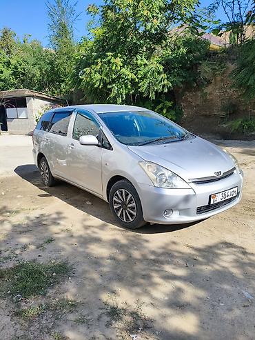 Унаа сатуу: Toyota WISH: 2003 г., 1.8 л, Автомат, Бензин, Вэн/Минивэн — 2