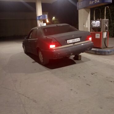 набор ключи для авто: Mercedes-Benz CLK 500: 1991 г., 4.2 л, Автомат, Бензин, Седан