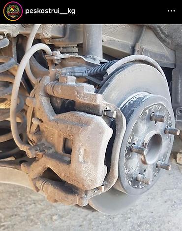 СТО, ремонт транспорта: Пескоструй на выезд и антикоррозийное покрытие днища,установка — 24