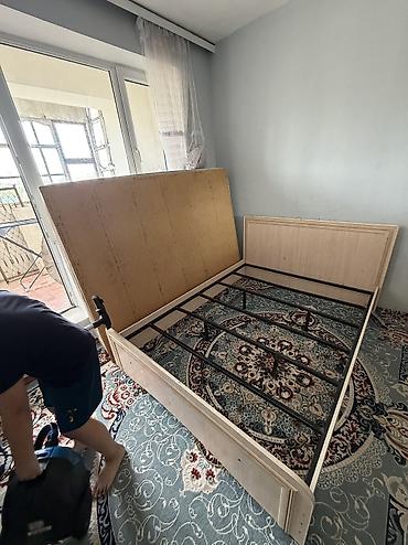 fire maple: Двуспальная кровать с матрасом и мягким изголовьем - Размер спального — 3