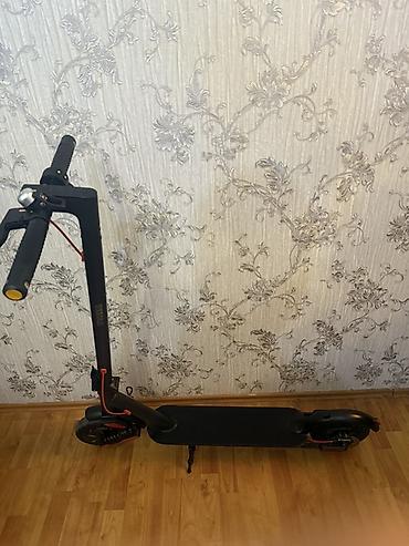 Elektrik nəqliyyatı: İdeal vezyetdedi hec problemi yoxdur donucu siqnalina kimi isleyir — 1