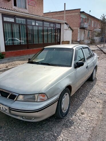 жүк ташуучу унаа: Daewoo Nexia: 1994 г., Механика, Бензин, Седан