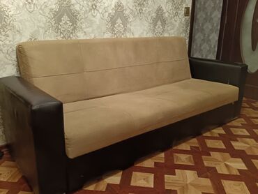 Salon, tibbi mebel dəsti: Divan