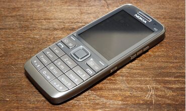 где купить дешевые телефоны: Nokia E52, Б/у