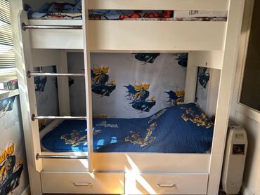 Asılqanlar: Oğlan və qız üçün, İşlənmiş, Çarpayı, Matras ilə, Siyirməli