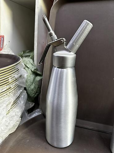 Кондитерский инвентарь: Сифон для взбитых сливок/пен и соусов - Материал корпуса: нержавеющая — 17