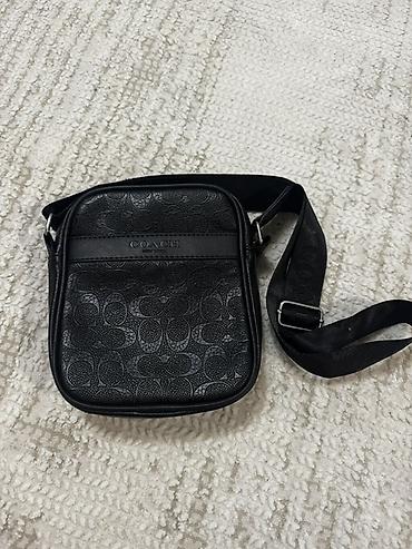 Новая Сумка через плечо COACH, компактная модель в черном цвете с