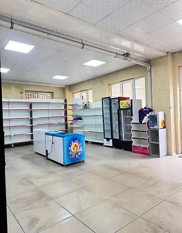 Продажа магазинов: Продажа магазинов В жилом доме, 66 м², 1 этаж — 2