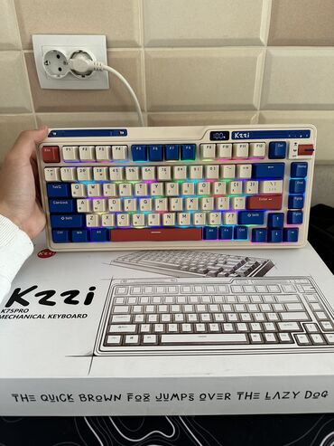 зарядник для ноутбук: Срочно продам клавиатуру KZZI K75 PRO Состояние 10/10 Полный комплект