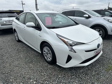 Toyota: Тойота приус 2017 свежепригнан растаможен не оформлен наилегчаищий